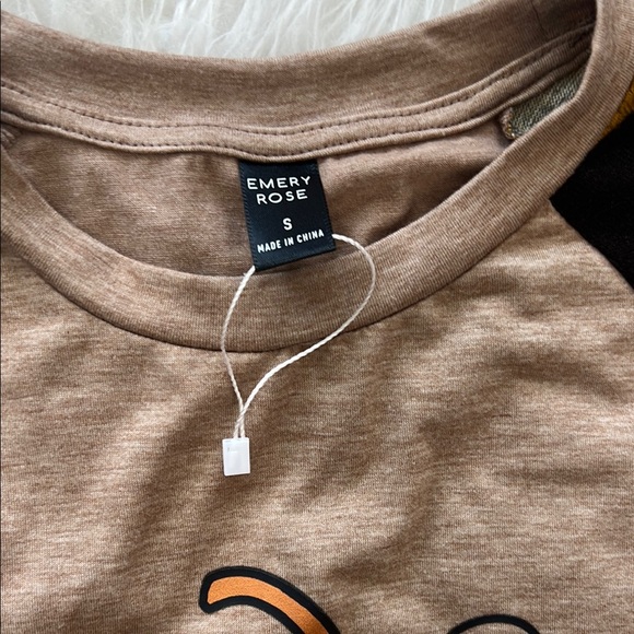 Trendy Fall women’s Shirt with Striped Sleeves - Picture 2 of 5